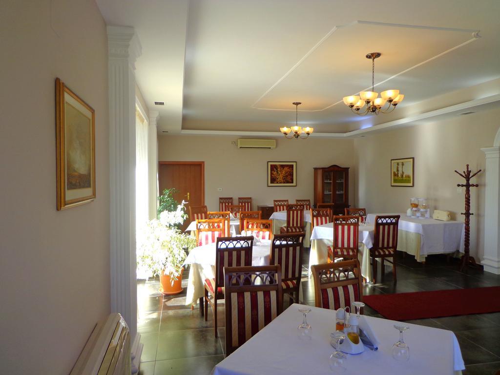 Hotel Viktoria Tirana Mjull-Bethore Exterior foto