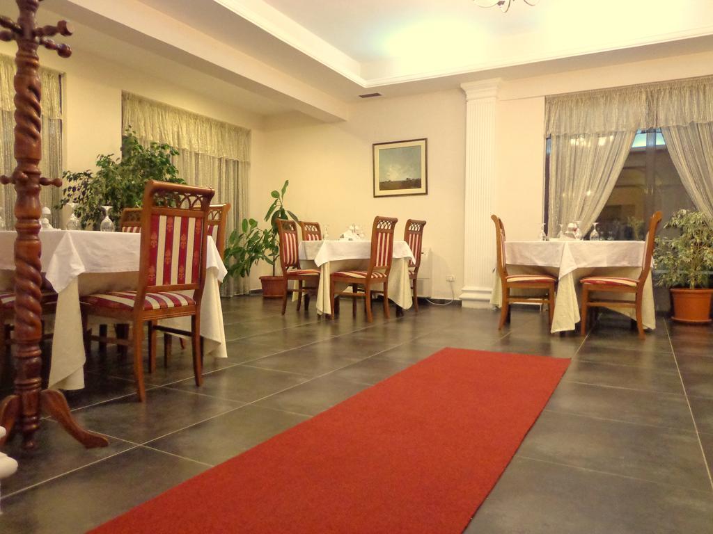 Hotel Viktoria Tirana Mjull-Bethore Exterior foto